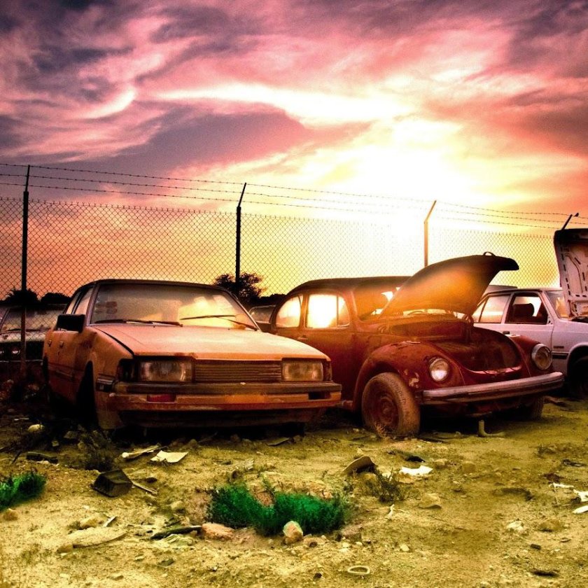 Свалка машин