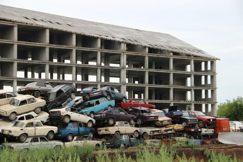 Кладбище автомобилей в Уфе