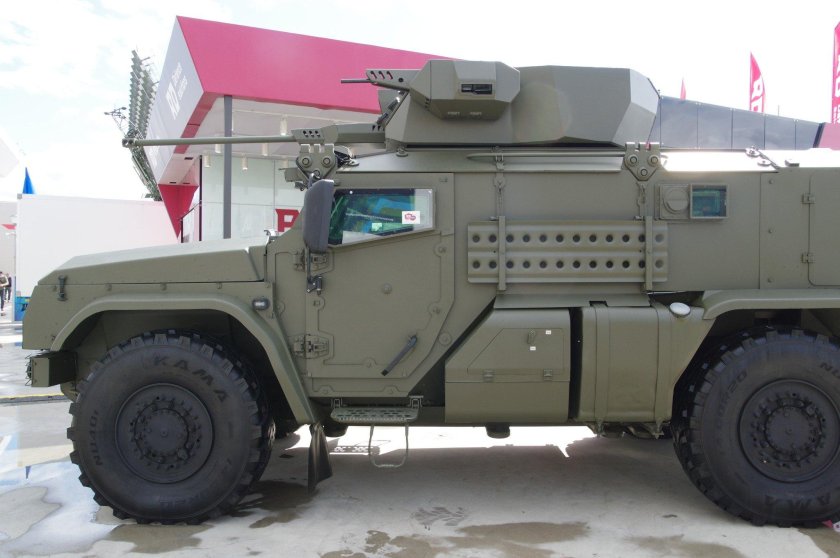 Тайфун автомобиль военный