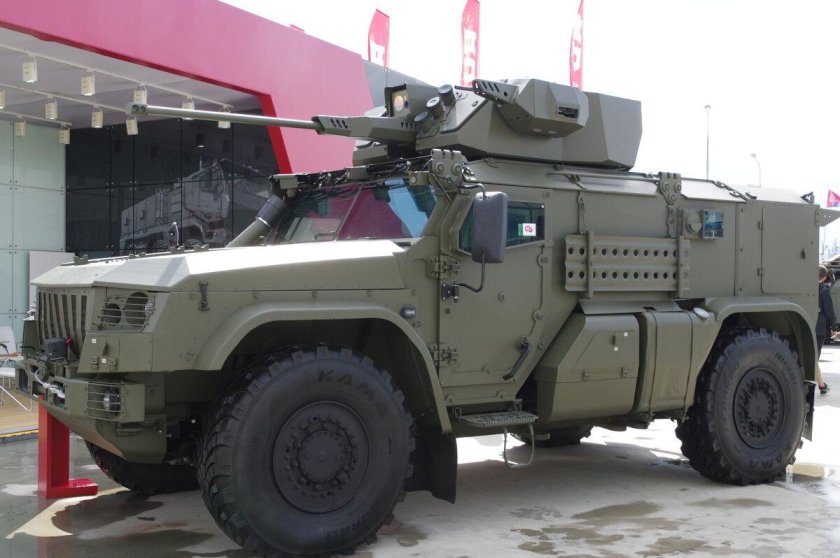 Бронеавтомобиль тайфун вдв