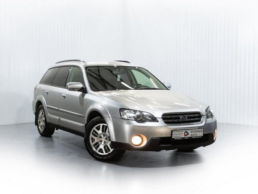 Субару аутбек 2005