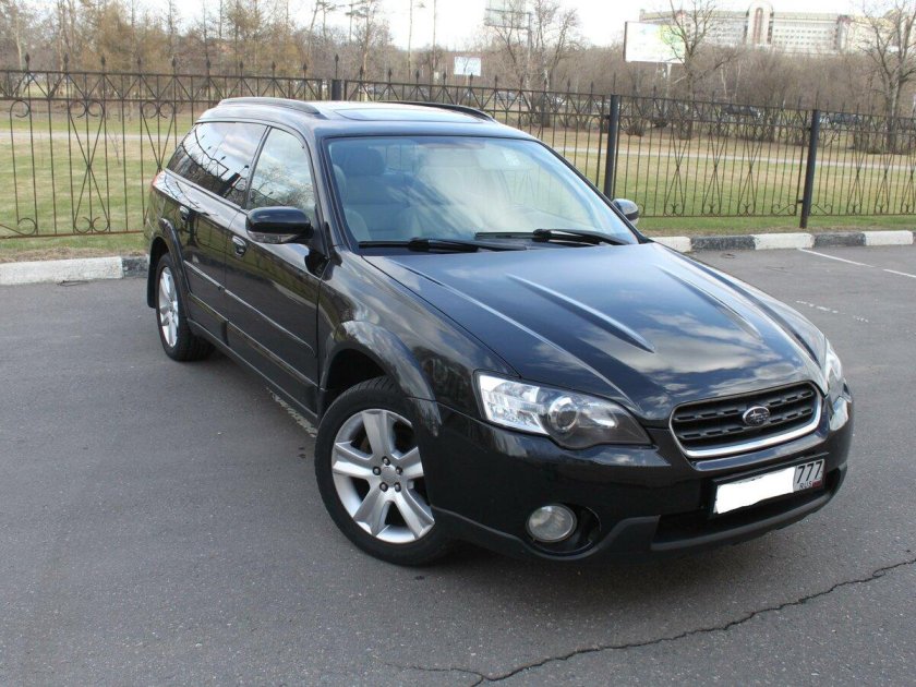 Универсал Субару черный