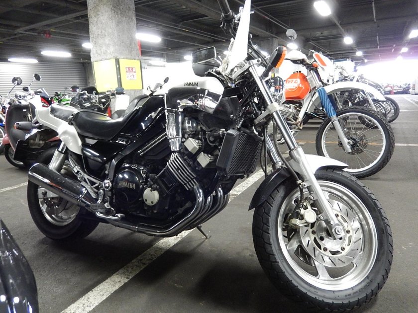 Мотоцикл yamaha