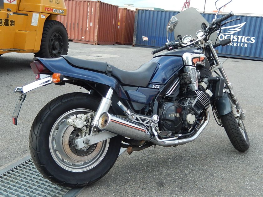Yamaha FZX 750
