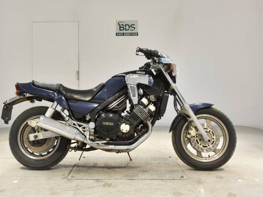 Yamaha FZX 750