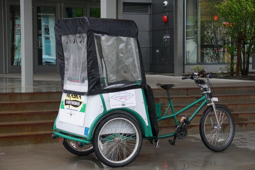 Рикша велотакси