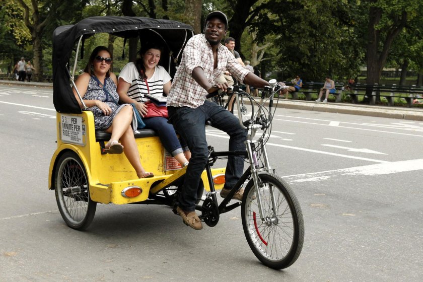 Рикша велорикша моторикша