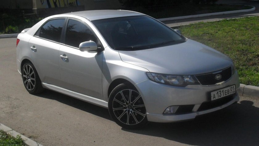 Kia Cerato 2 диски r17