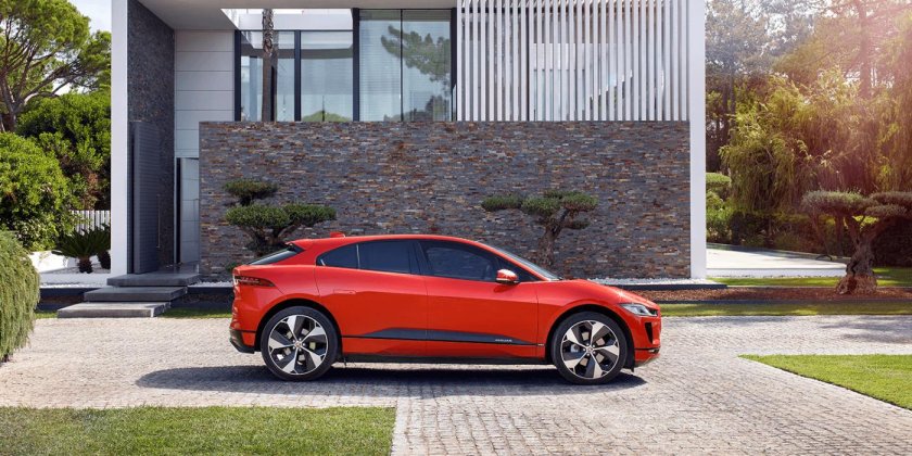 Jaguar i-Pace фото