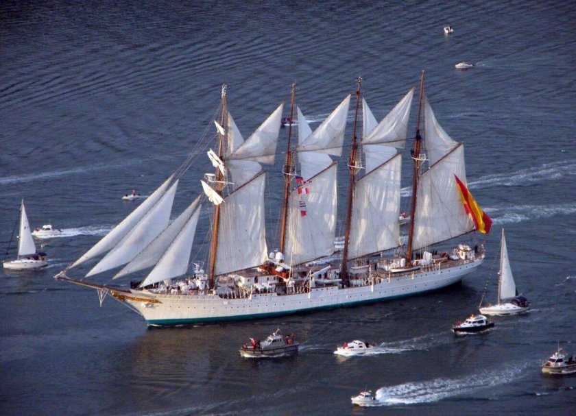 Хуан Элькано парусник