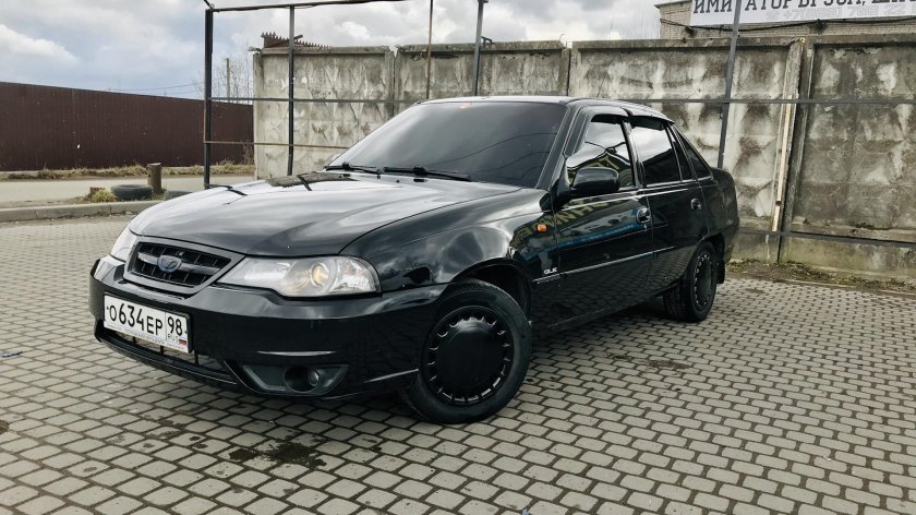 Daewoo Nexia n150 черная