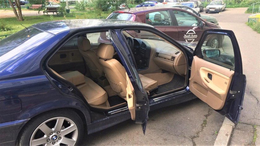 Бежевый салон BMW e36