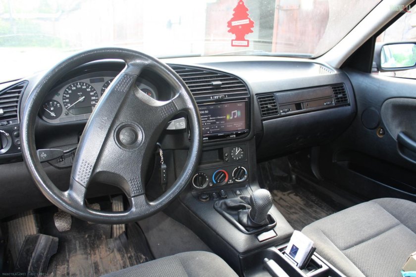 2 Дин магнитола е36