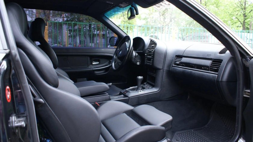 БМВ е36 салон