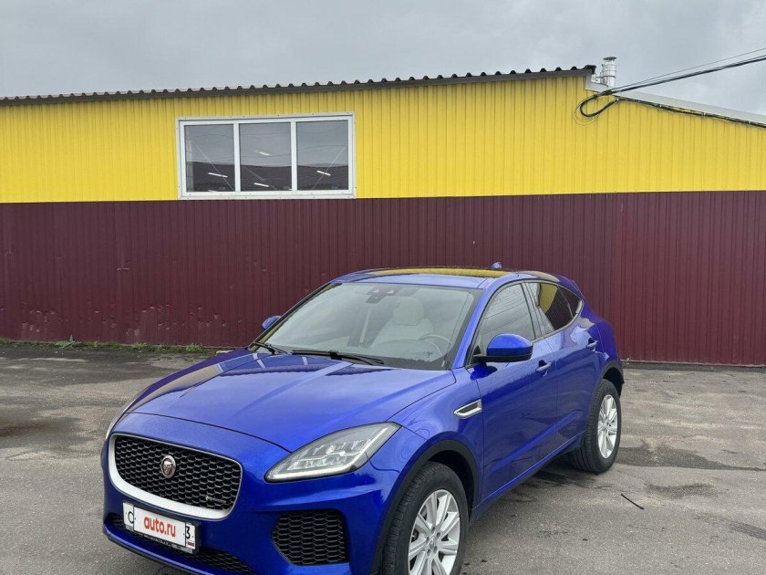 Ягуар е пейс