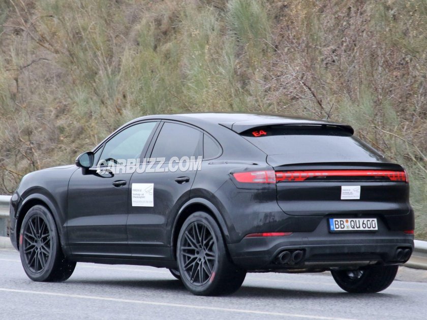 Porsche Cayenne 2022