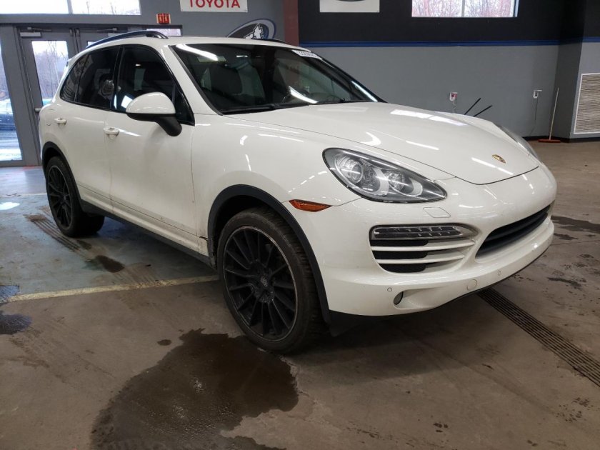 Порше Кайен 2012