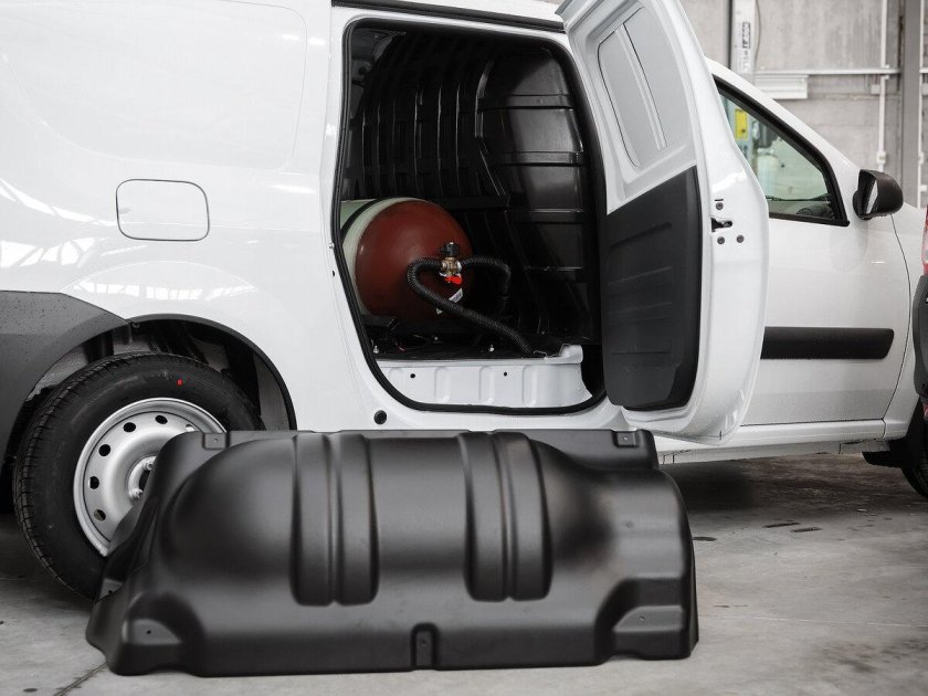 Лада Ларгус фургон метан