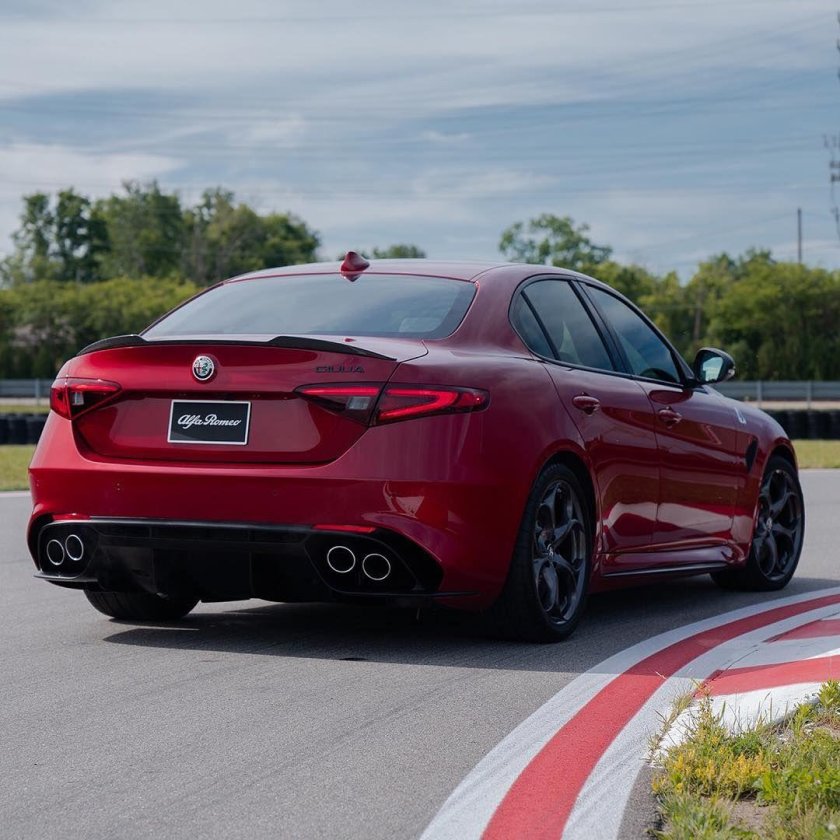 Альфа Ромео Giulia 2019