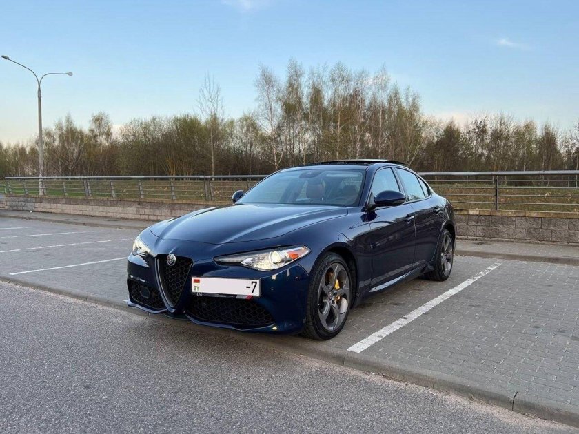 Alfa romeo giulia quadrifoglio