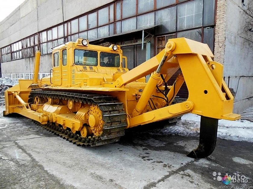 Трактор дэт 250