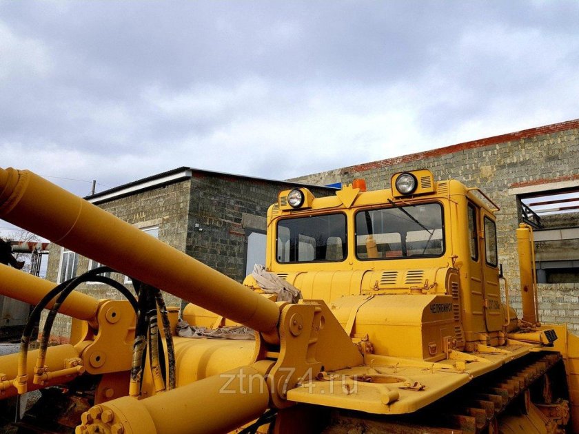 ДЭТ 250 бульдозер
