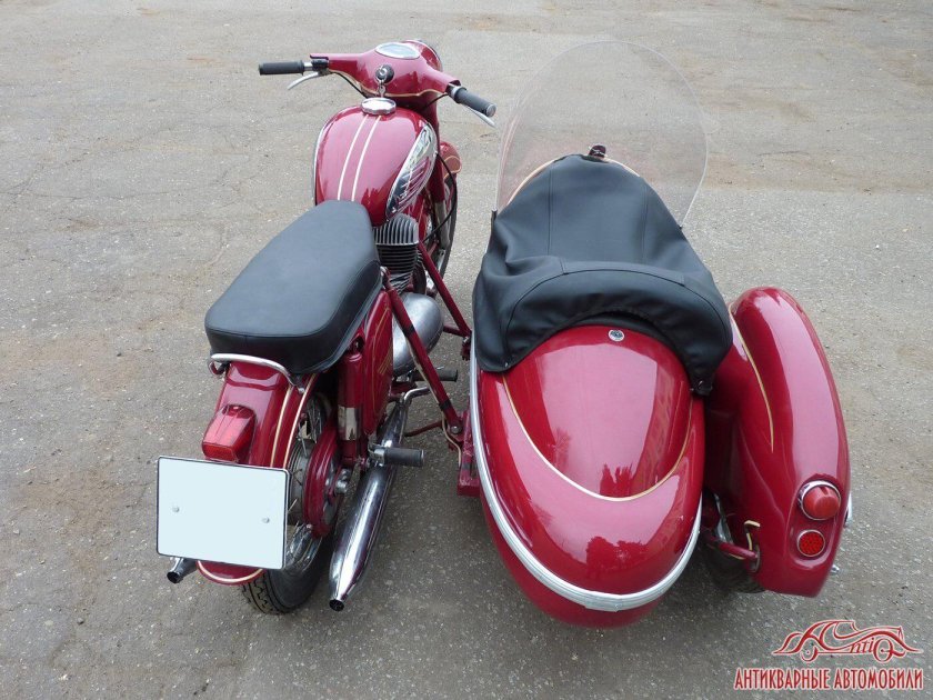 Мотоцикл Ява с большим рулём