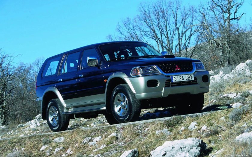 Mitsubishi Pajero Sport 1999