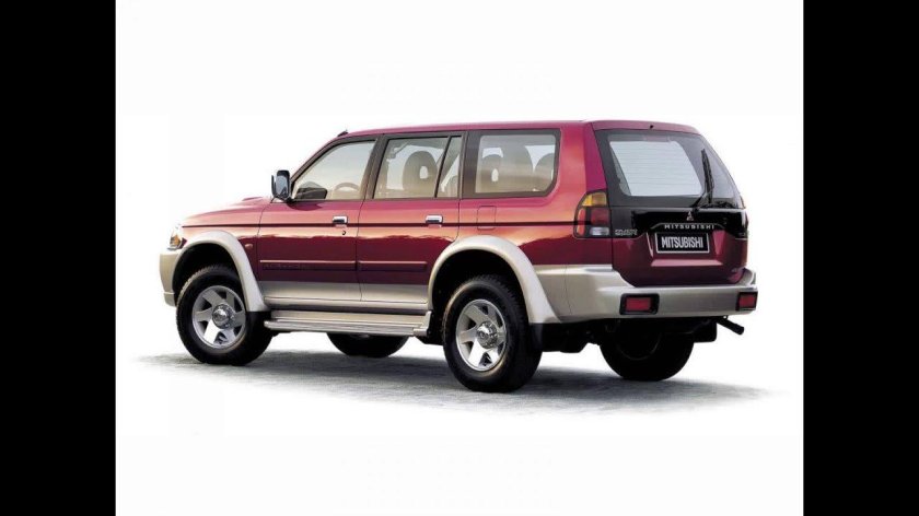 Mitsubishi Pajero Sport 1996