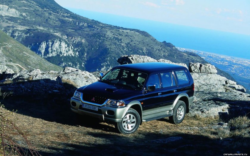 Mitsubishi Pajero Sport 1999
