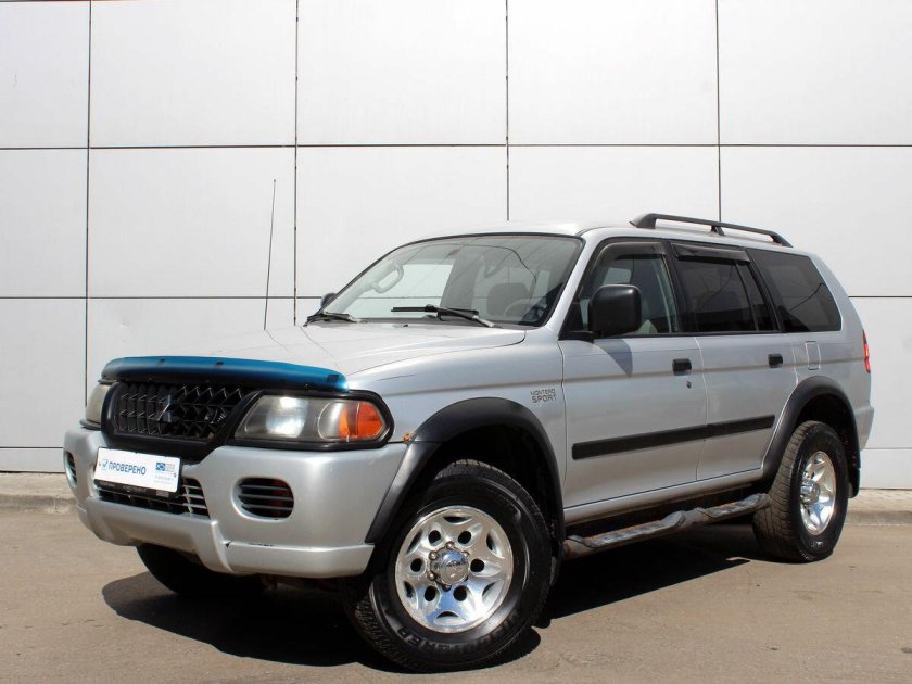 Mitsubishi Pajero Sport 2003