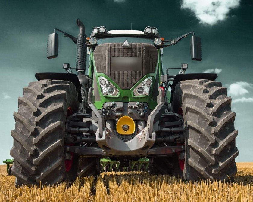 Фенд 900 Варио трактор