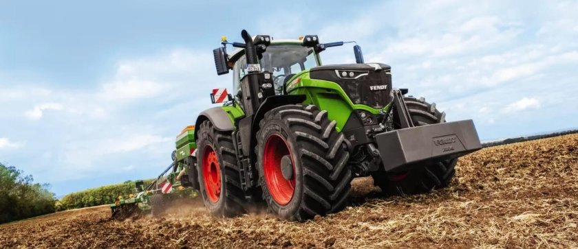 Трактор Фендт 1050