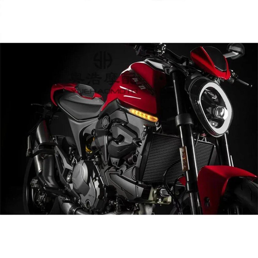 Дукати монстр 2021