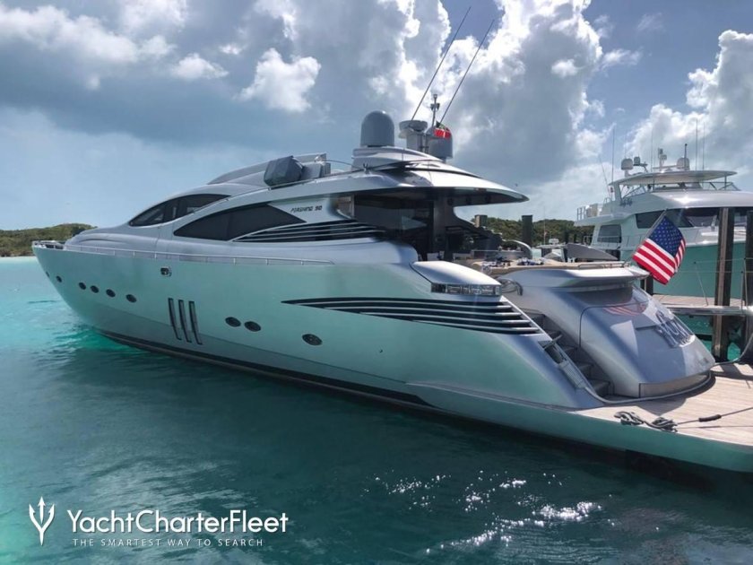 Яхта моторная Першинг