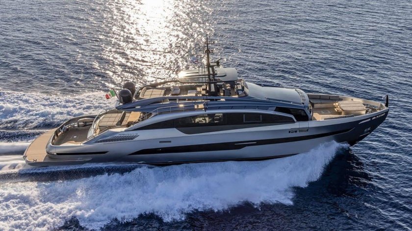 Riva 122 mythos