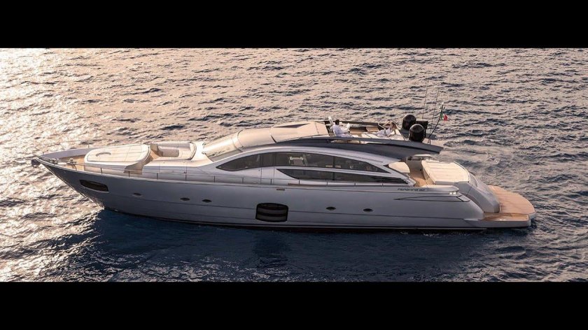 Kestrel-106 яхта