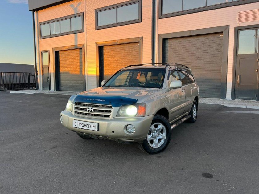 Тойота хайлендер 2003