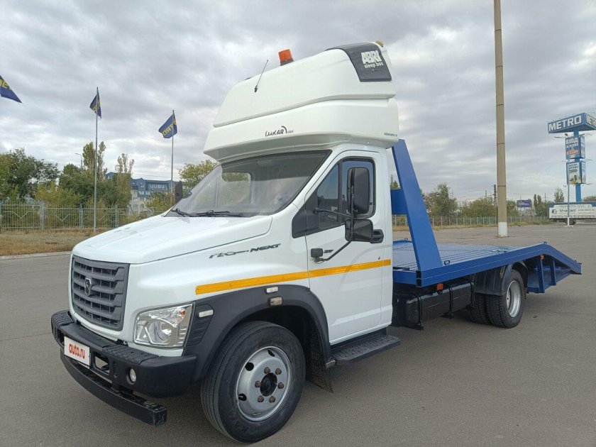 Газон некст эвакуатор со сдвижной платформой