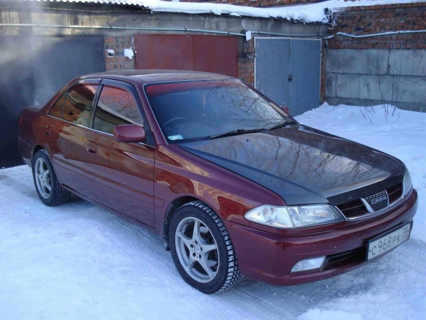 Toyota Carina 2