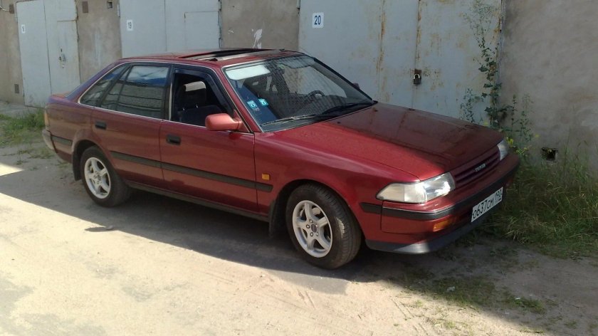 Toyota Carina 2 1991