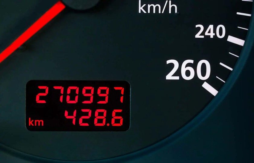 Скрутить пробег