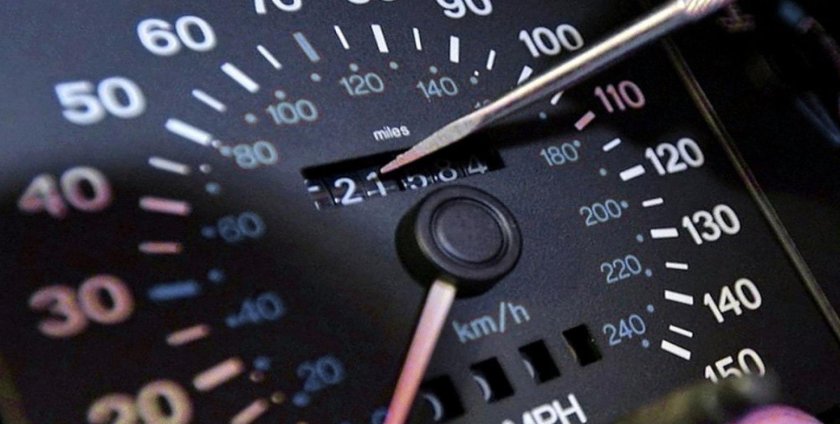 Одометр автомобиля