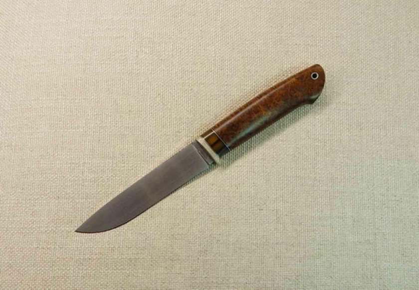 Нож из стали