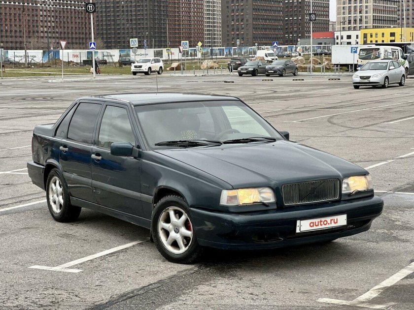 Volvo 850 1995 зеленый