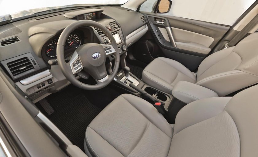 Subaru Forester 2014 салон