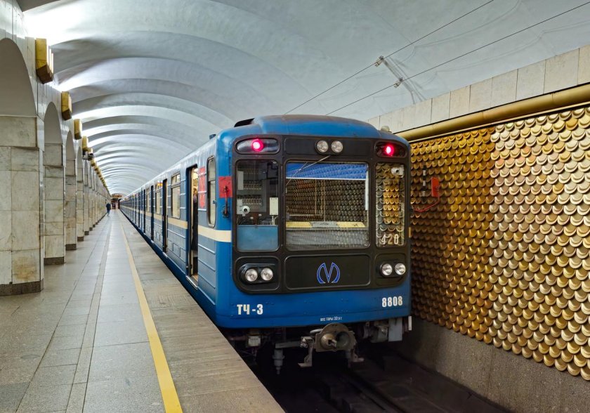 Площадь александра невского 2