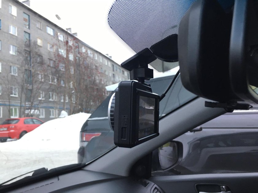 Blackview видеорегистратор крепеж