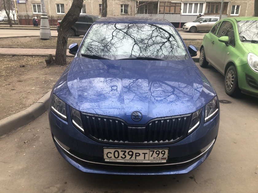 Skoda Octavia a7 FL синяя