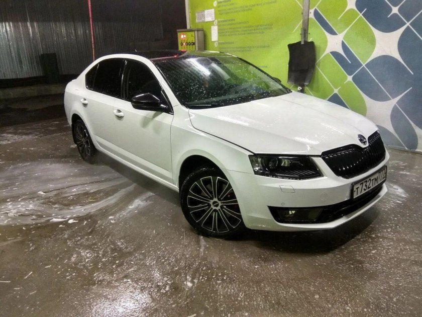 Шкода Октавия Black Edition